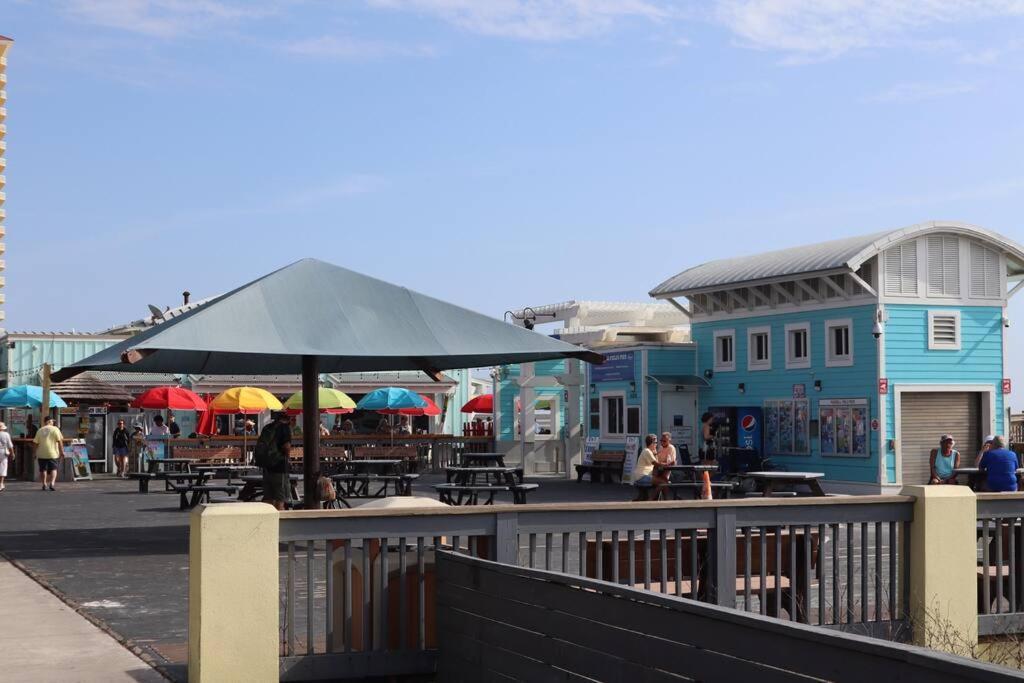 Lazy Palm 4 Pools Short Walk To Beach! Sleeps 5! Panama City Beach Zewnętrze zdjęcie