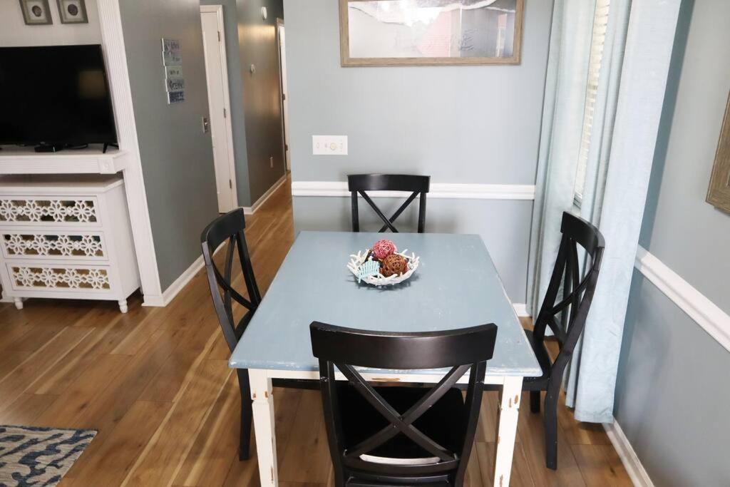 Lazy Palm 4 Pools Short Walk To Beach! Sleeps 5! Panama City Beach Zewnętrze zdjęcie